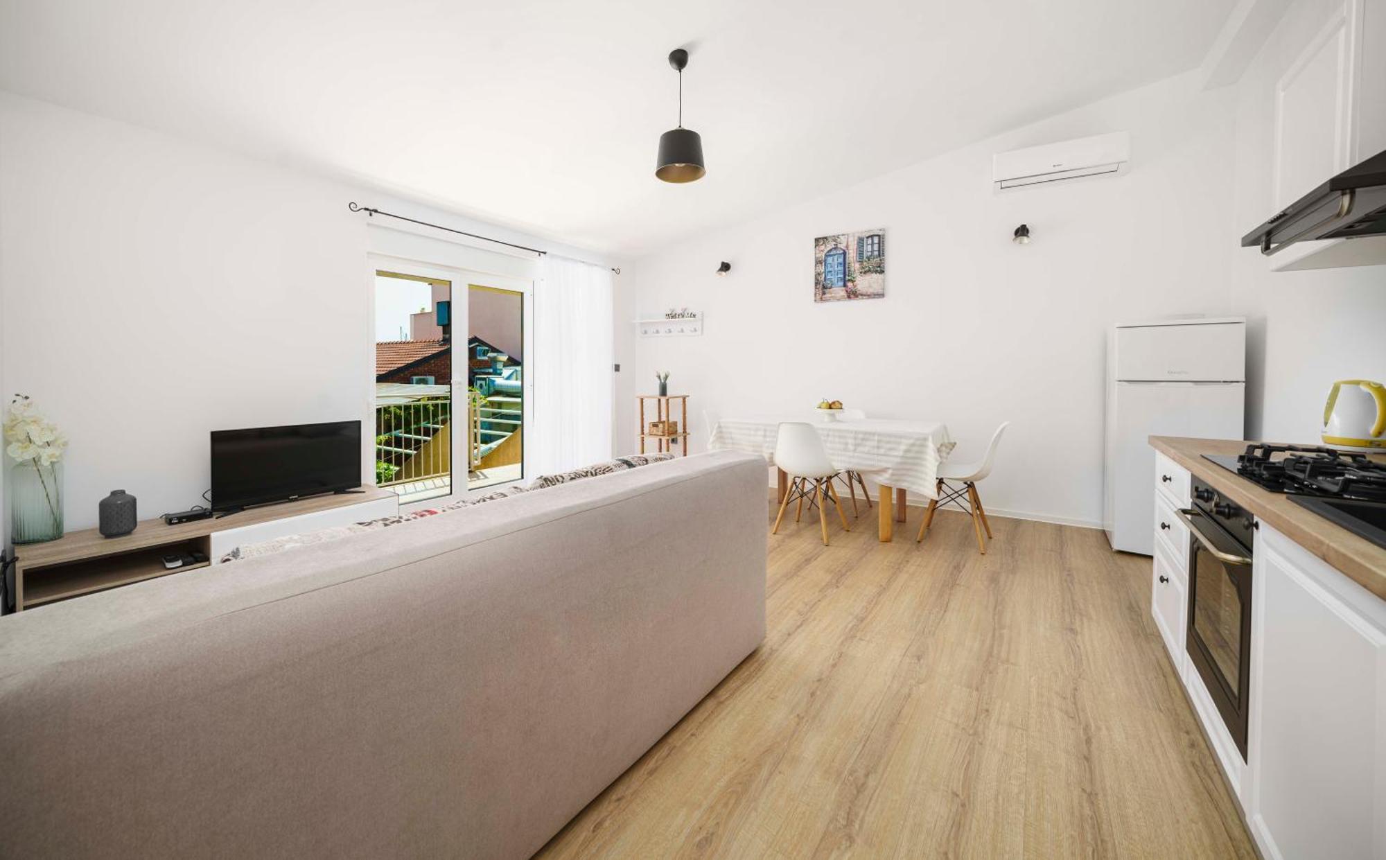 Apartments Vitis - City Centre - Free Parking Водице Екстериор снимка