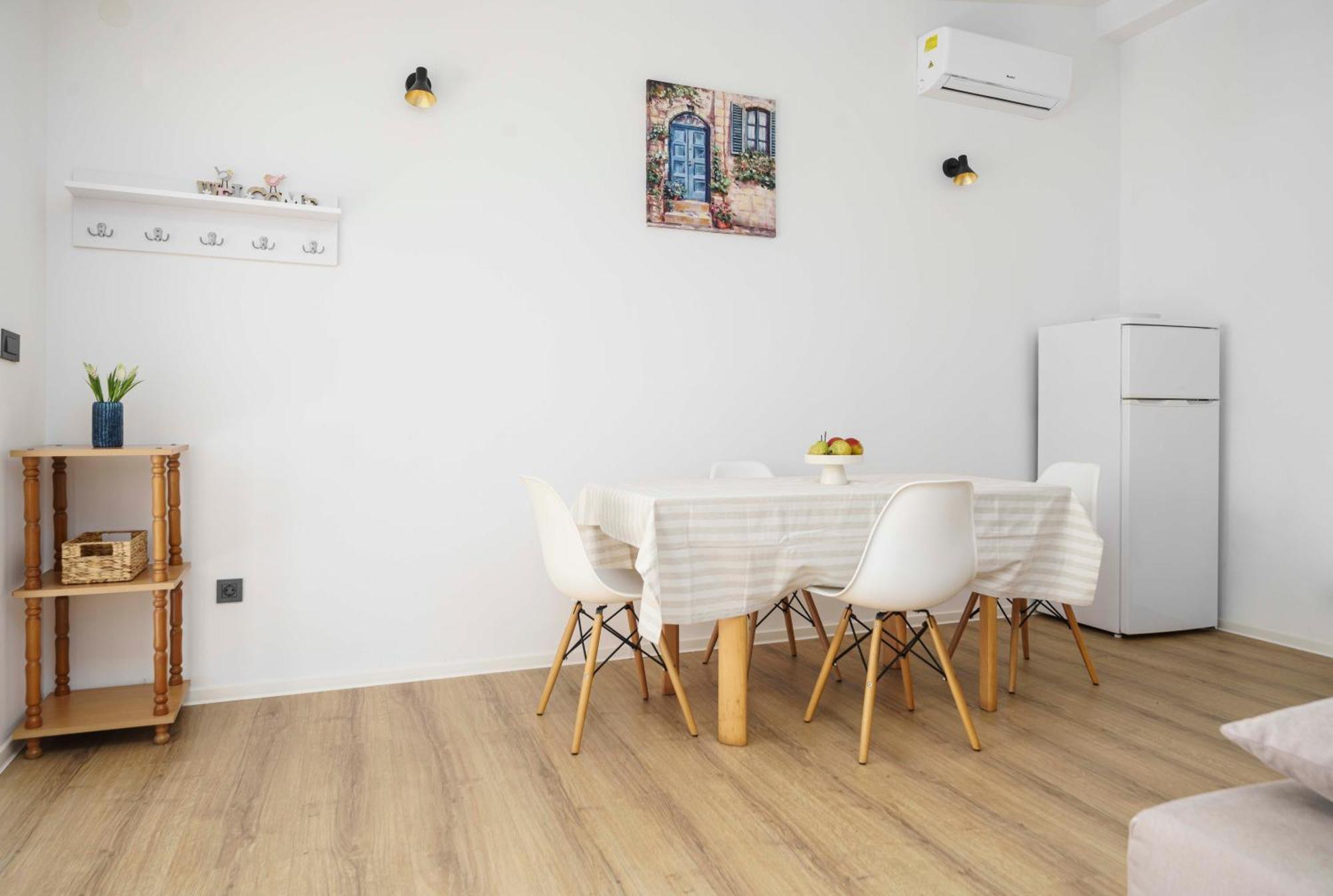 Apartments Vitis - City Centre - Free Parking Водице Екстериор снимка