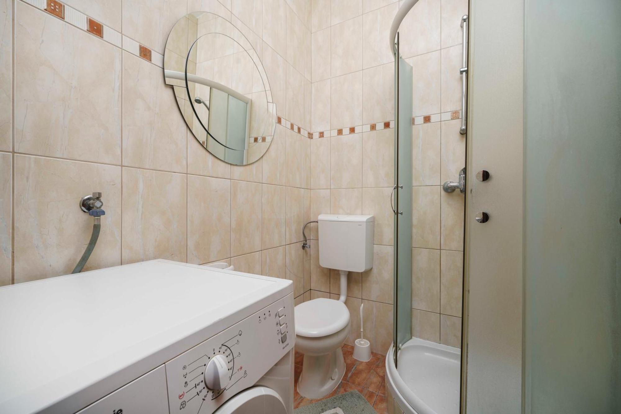Apartments Vitis - City Centre - Free Parking Водице Екстериор снимка